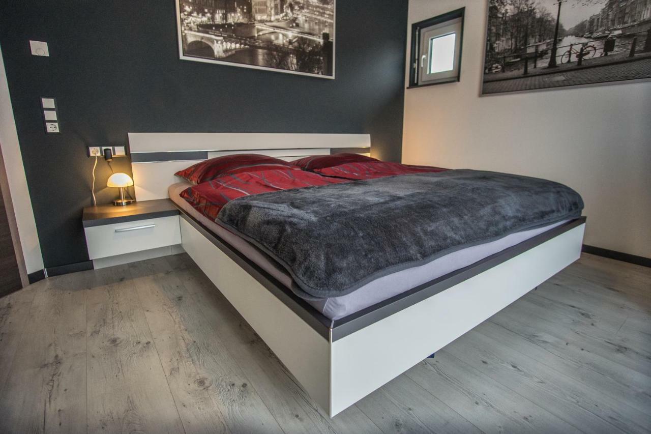 Bodensee-Fewo Modernes & Top-Ausgestattetes Appartement Incl Netflix, Fahrradgarage Uhldingen-Mühlhofen Zewnętrze zdjęcie